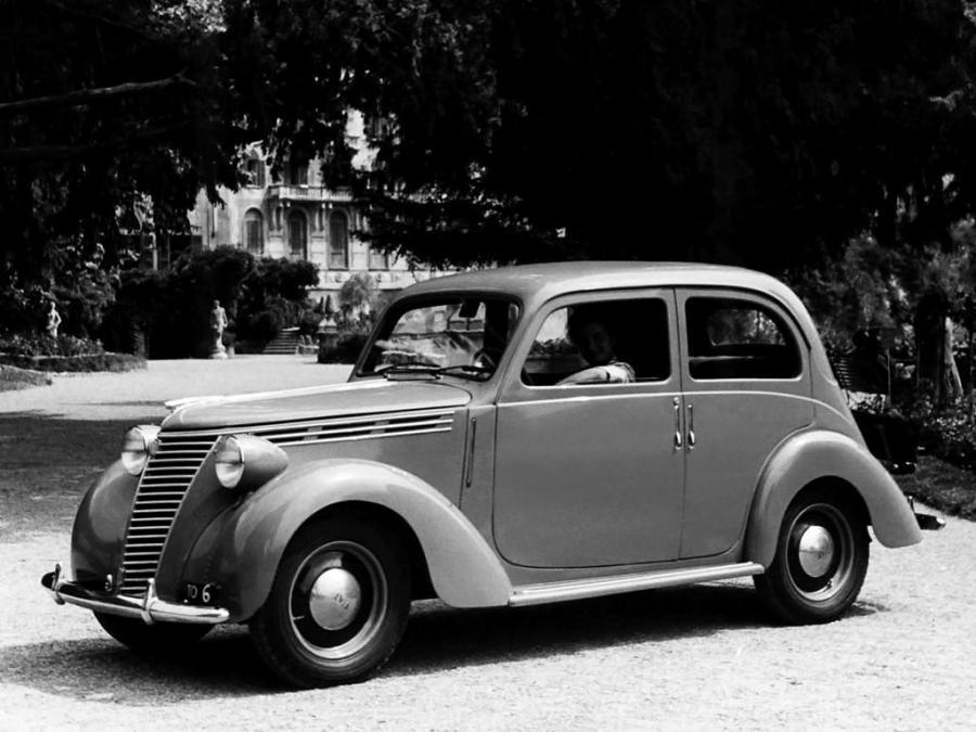  Fiat 1100 B 1948 года  (фото 2 из 2)
